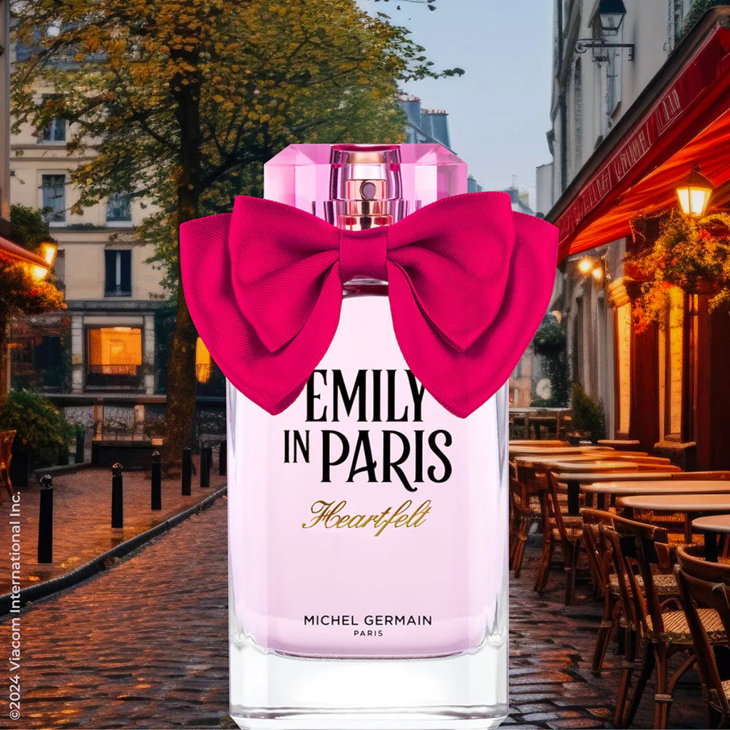 Set Emily In Paris Heartfel