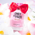 Set Emily In Paris Heartfel