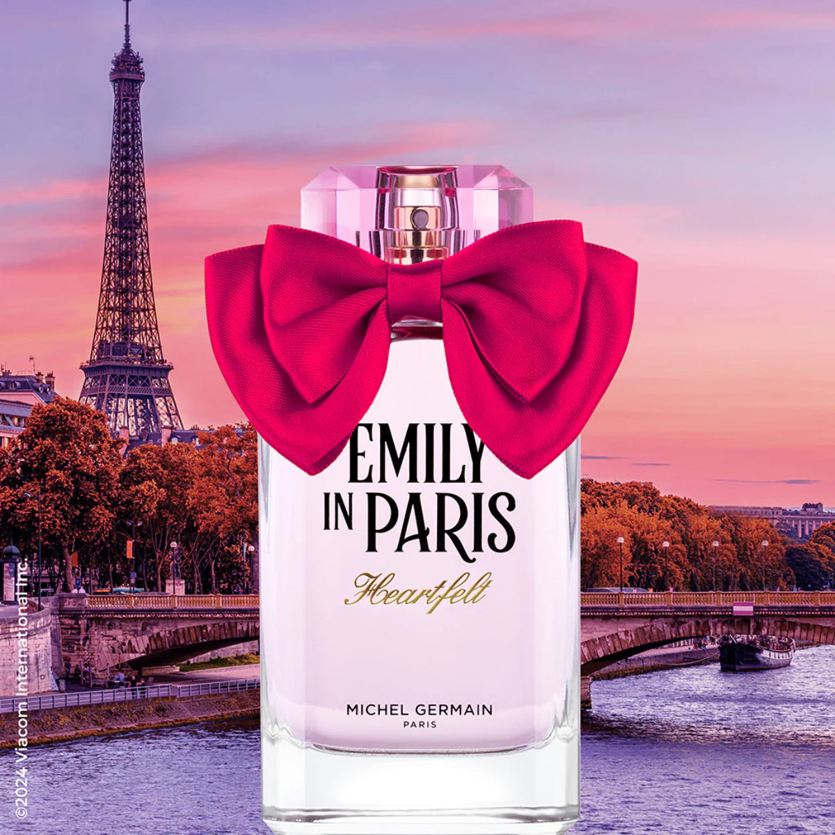 Set Emily In Paris Heartfel